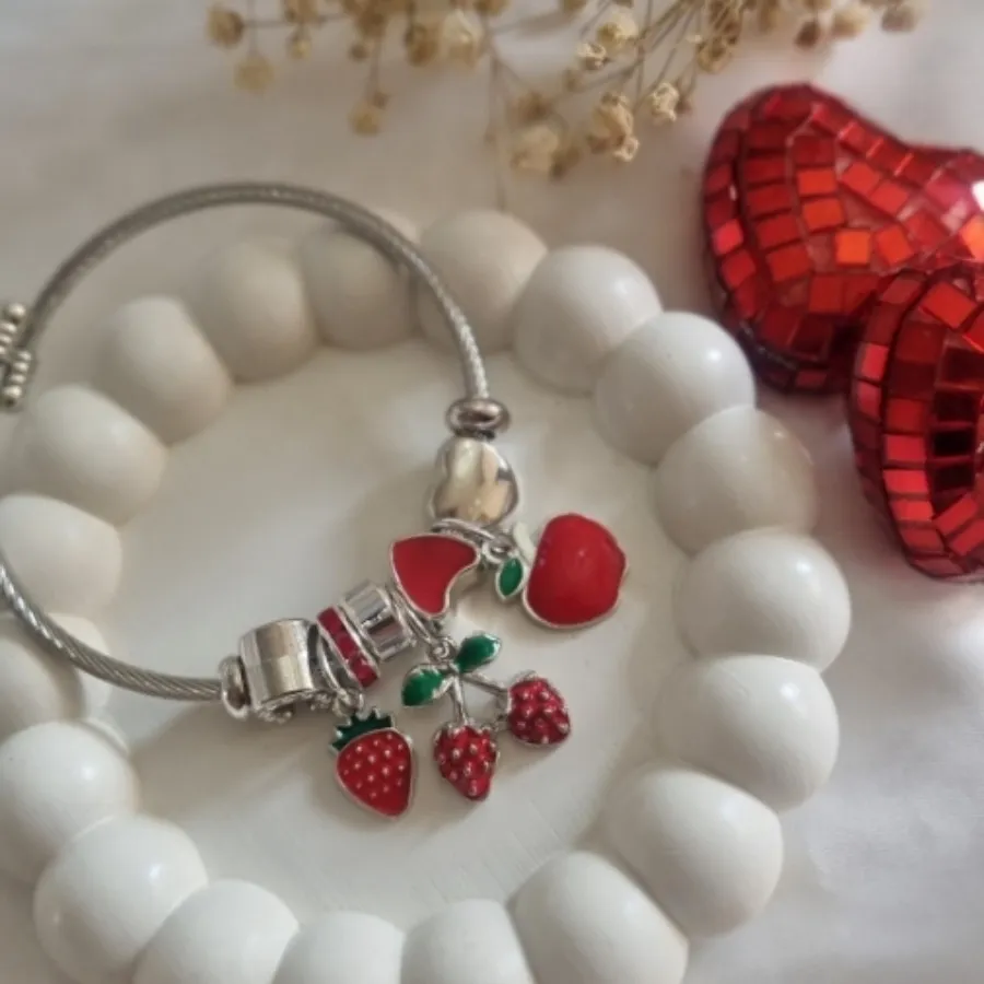 دستبند پاندورا