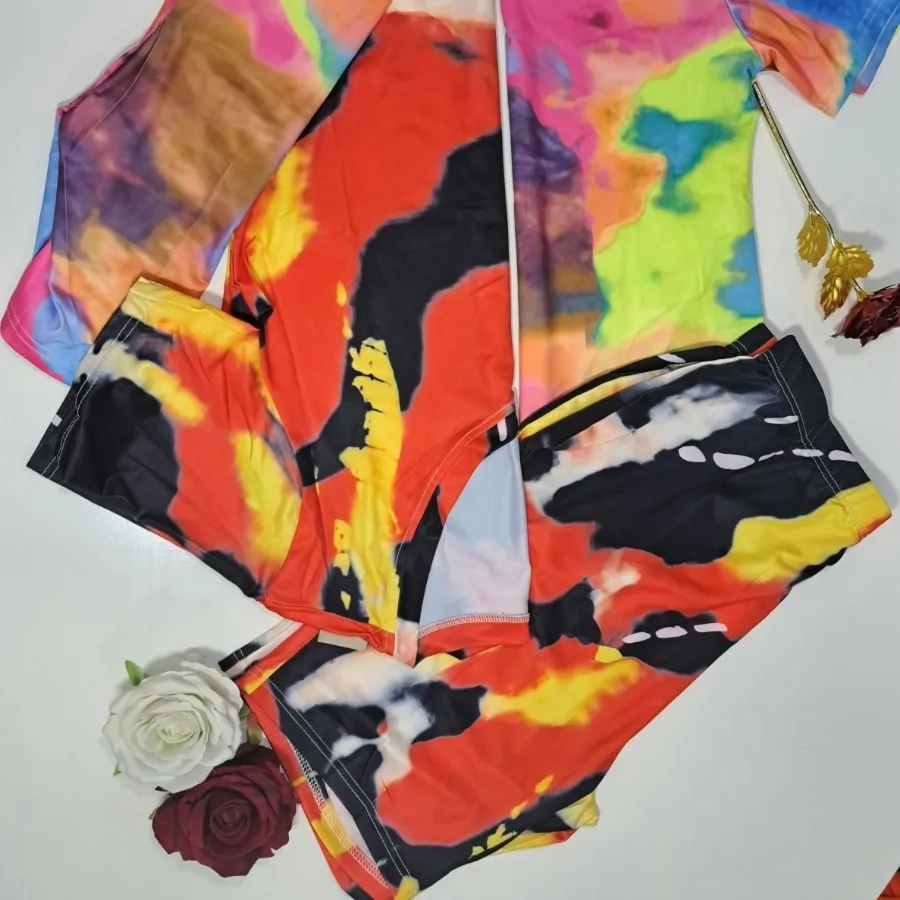 تیشترت وشلوارک ورزشی