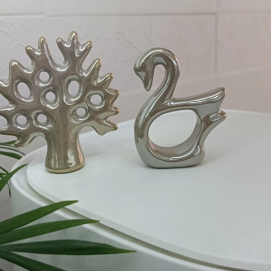 دو عدد مجسمه دکوری زیبا