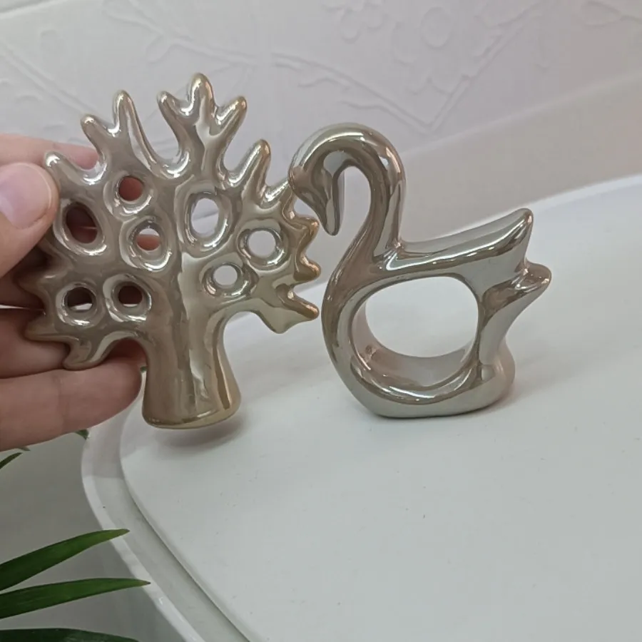 دو عدد مجسمه دکوری زیبا