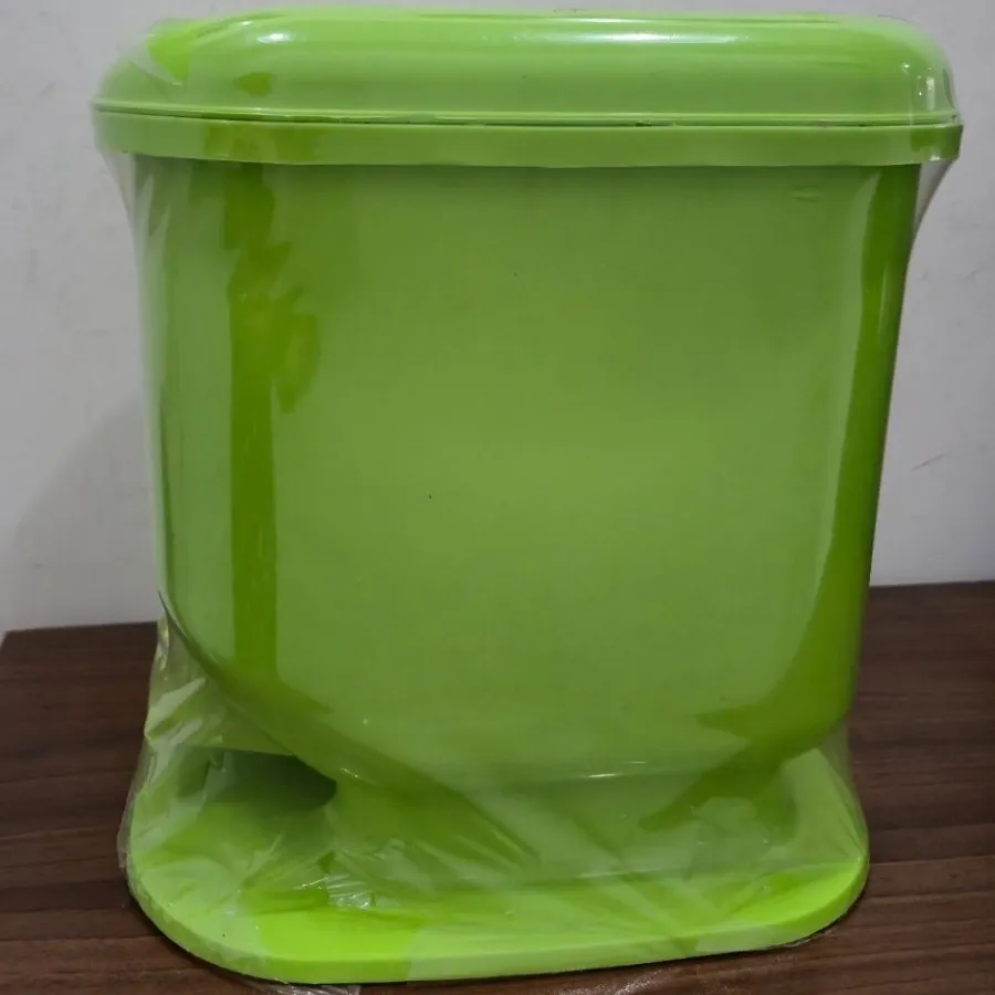 سطل زباله پدالی دوریکا