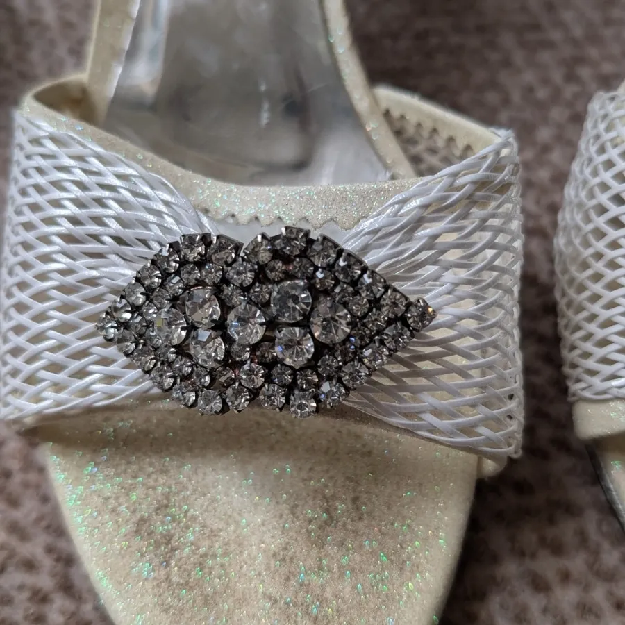 صندل سفید صدفی