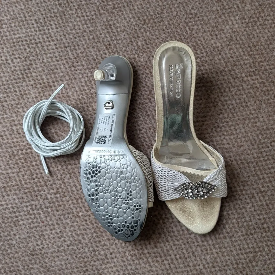 صندل سفید صدفی