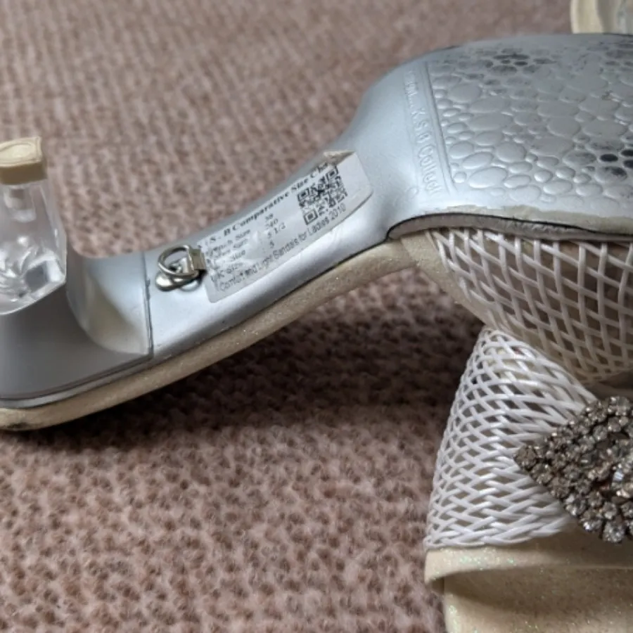 صندل سفید صدفی