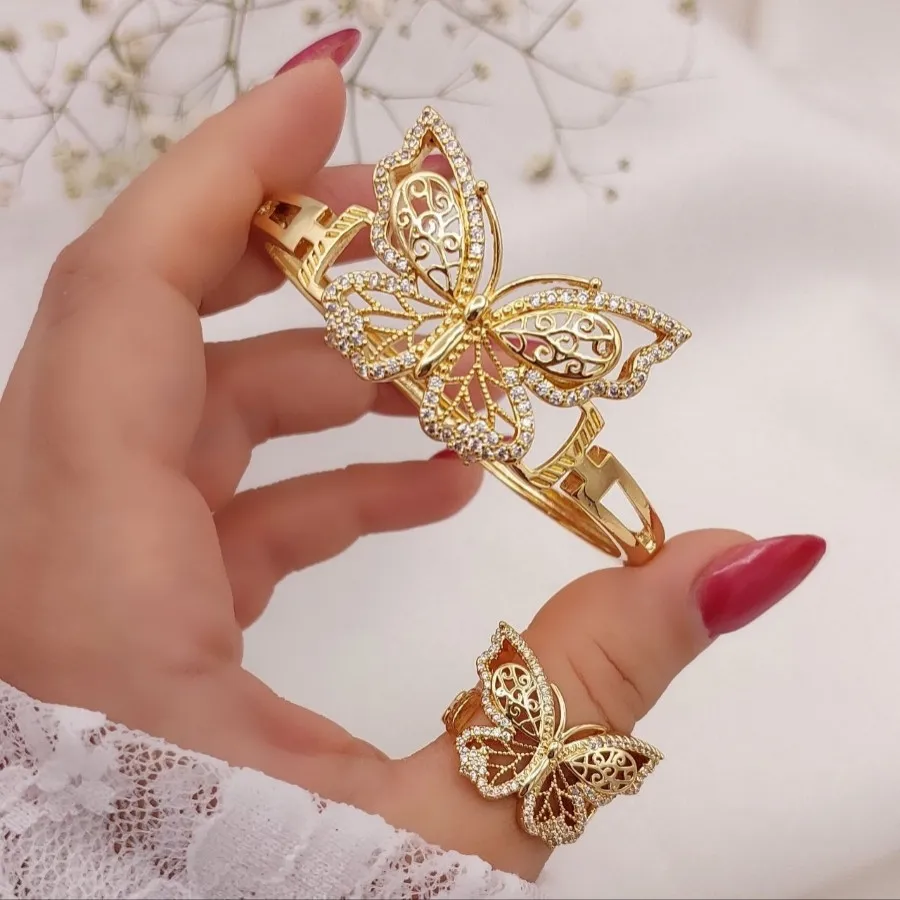 سرویس پروانه