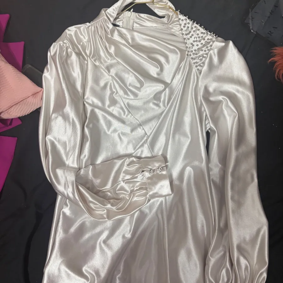 شومیز ساتنن