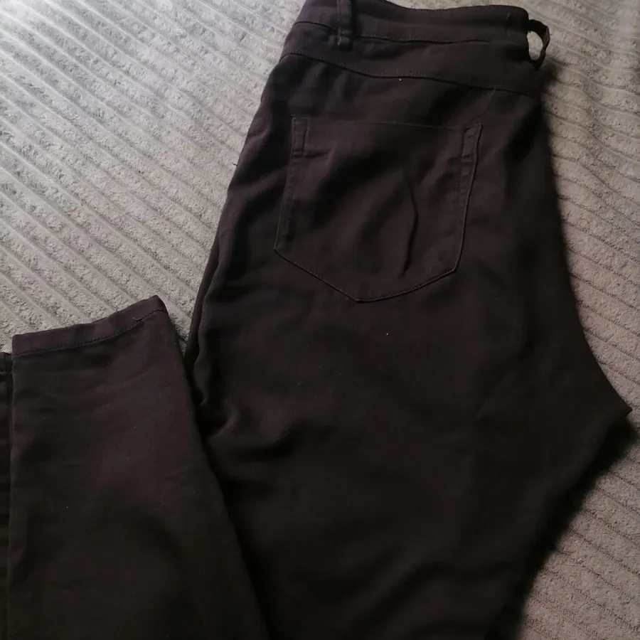 شلوار جین زنانه