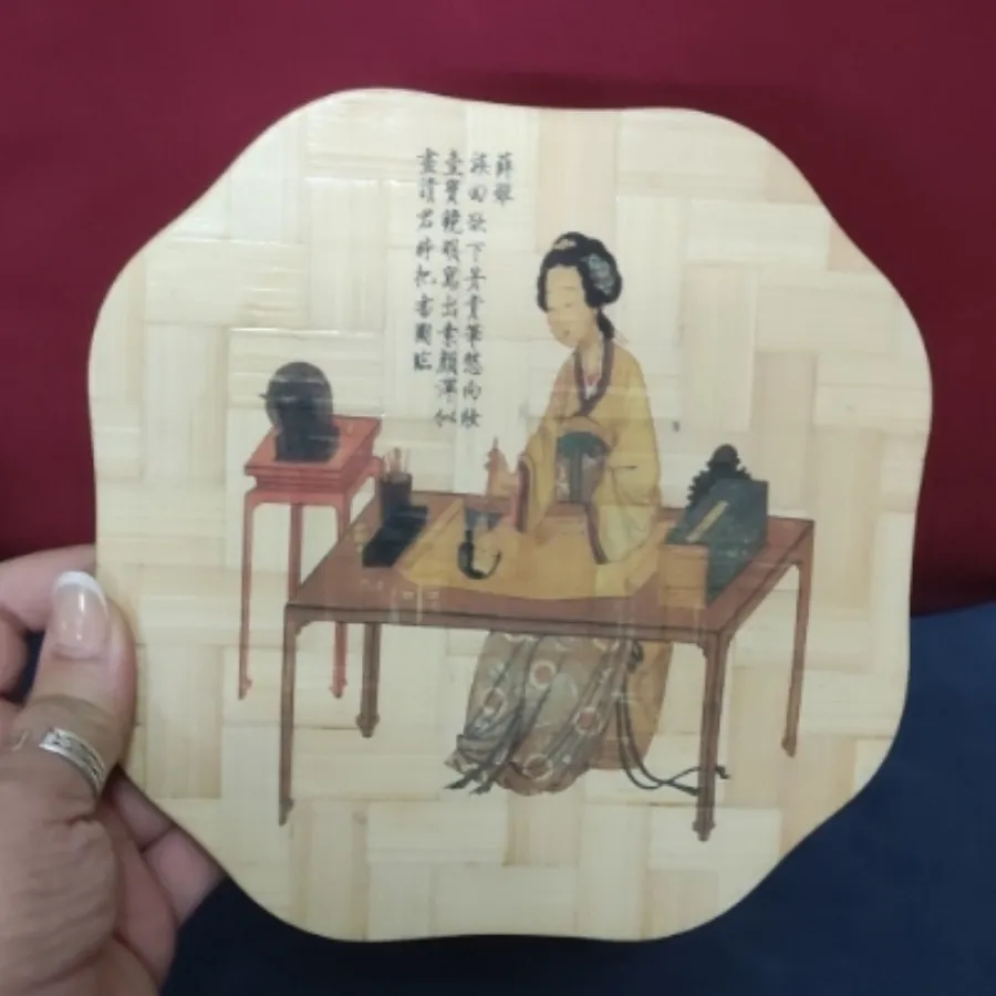 دیوارکوب چوبی قدیمی