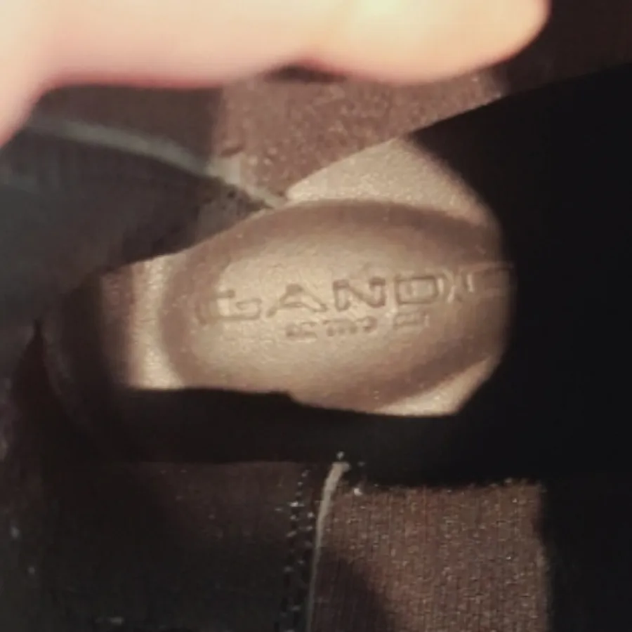 نیم بوت چرم گاندو