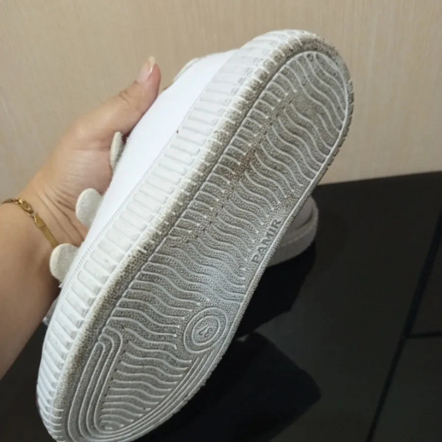 کتونی اسپورت سفید سه چسب