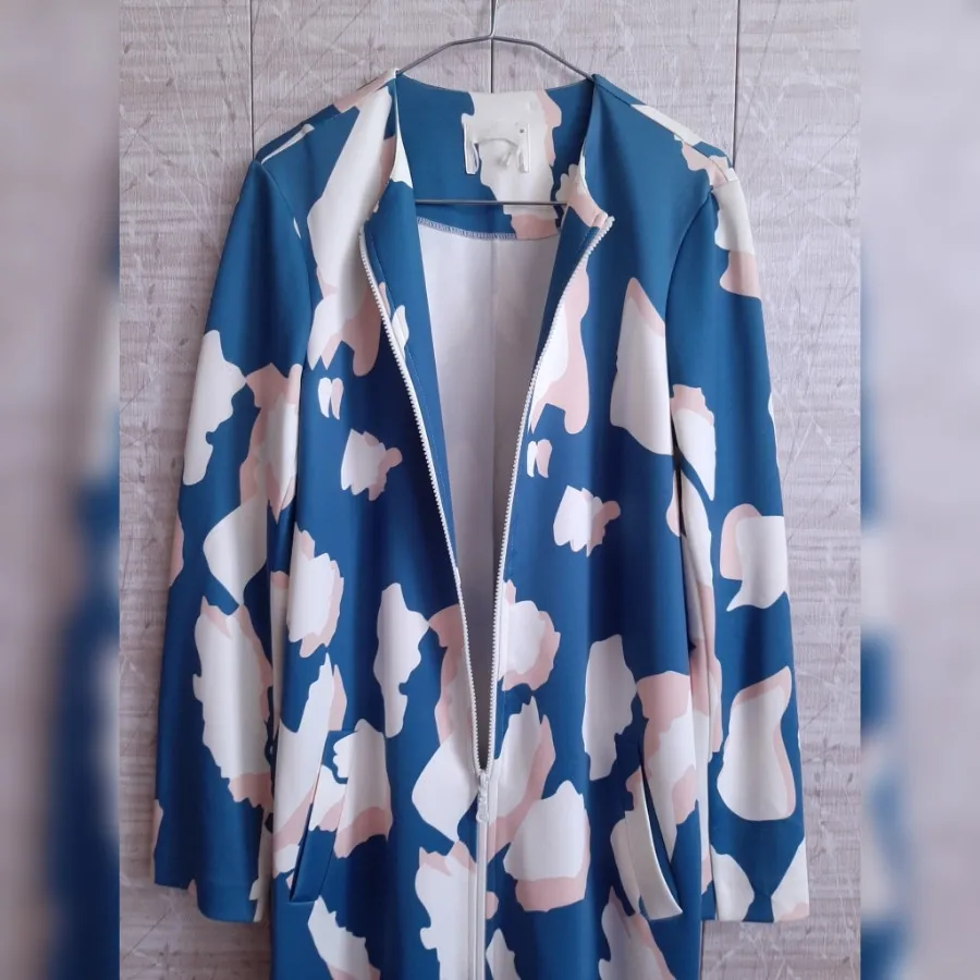 مانتو آبی سفید صورتی