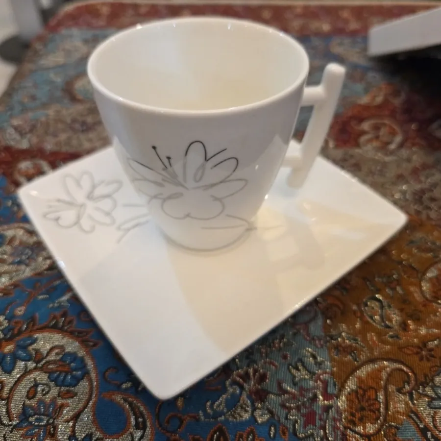 فنجان نعلبکی چینی ورسای