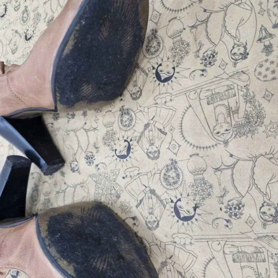 کفش عسلی ایتالیایی