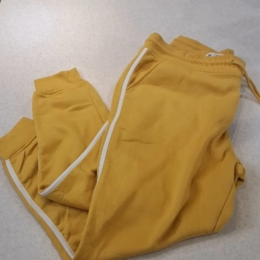 شلوار زنانه