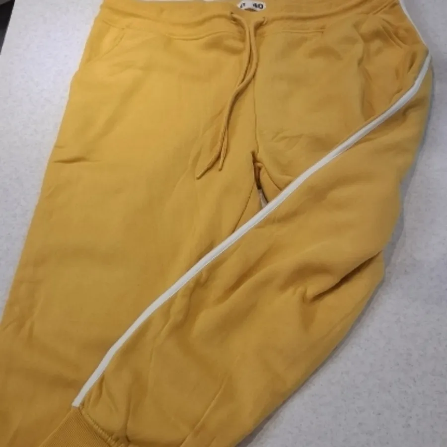 شلوار زنانه