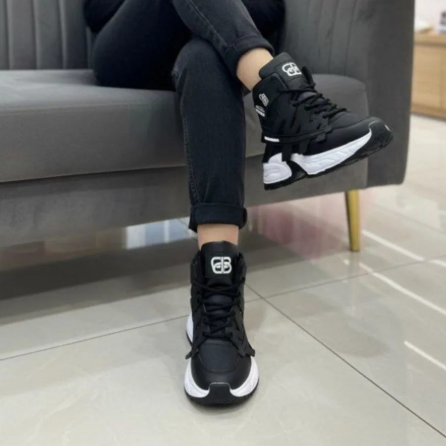 کتونی_ساقدارسفیدزیر توسی