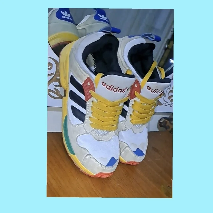 کتانی  زد ایکس  حراج