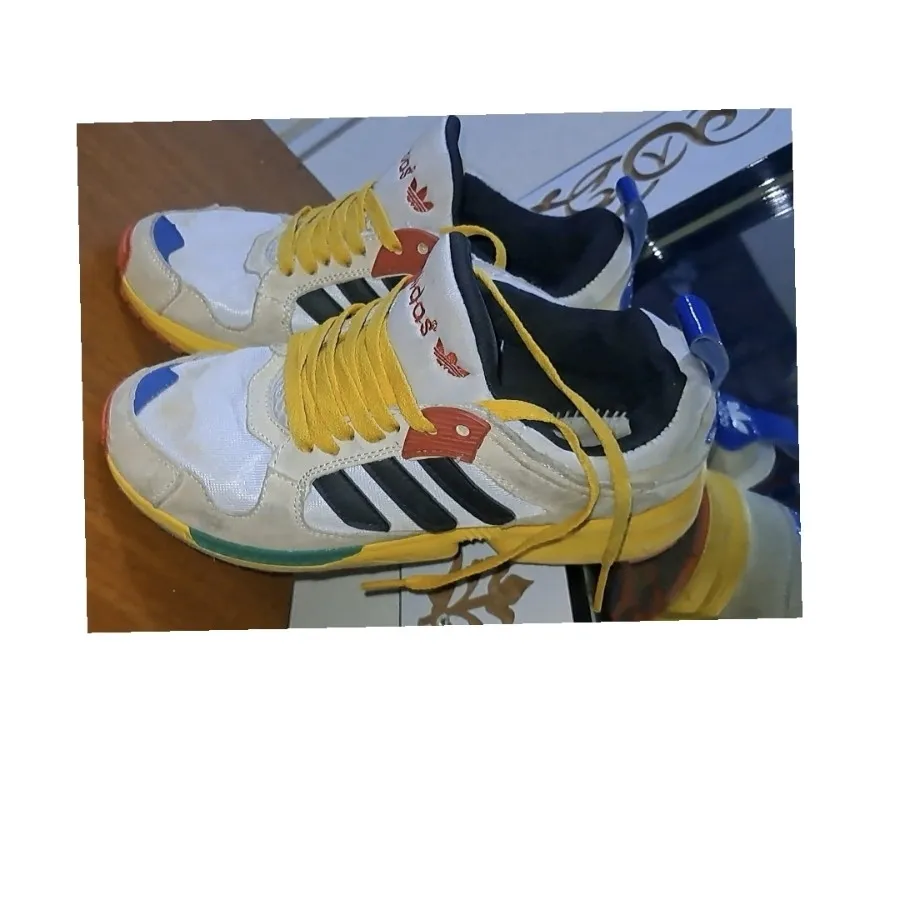 کتانی  زد ایکس  حراج