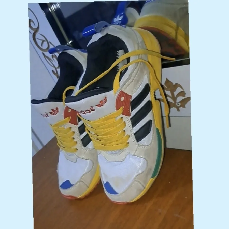 کتانی  زد ایکس  حراج