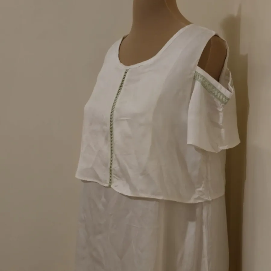 پیراهن سفید