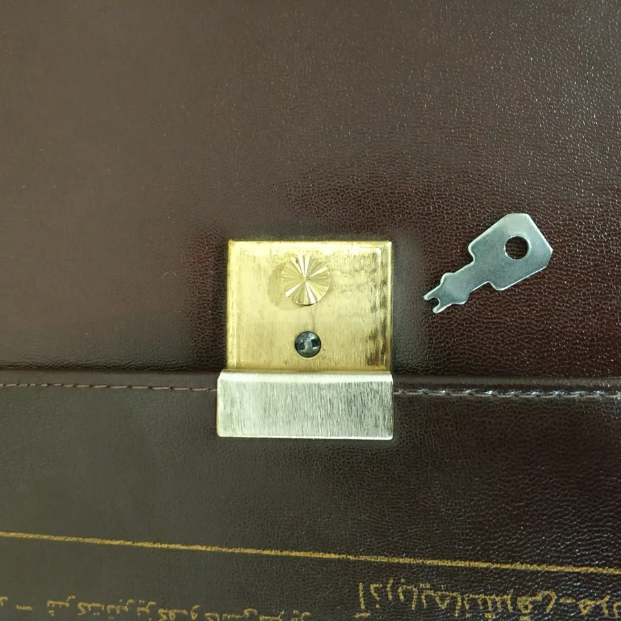 کیف کلاسوری