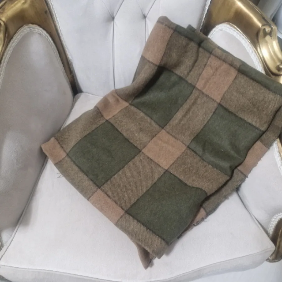 سه عدد پارچه