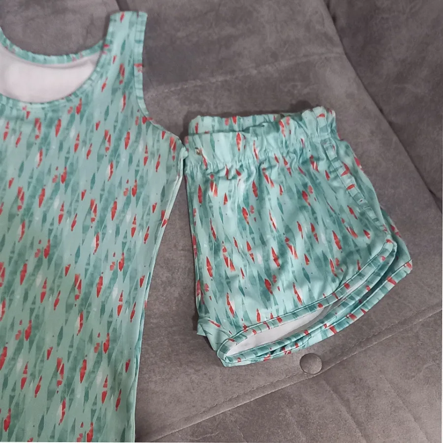 ست تاپ و شلوارک