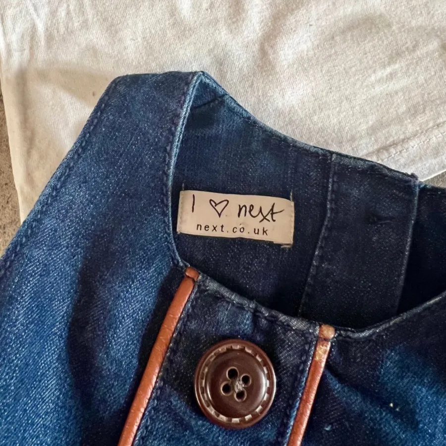 ست سارافون و شومیز