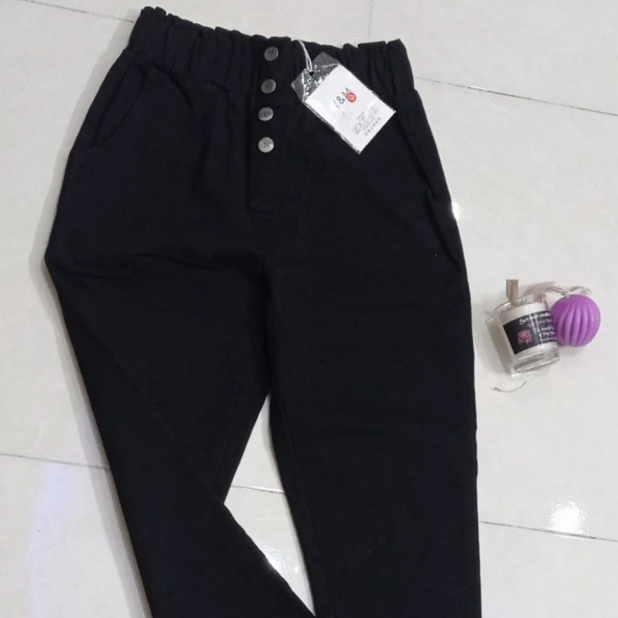 شلوارکتان نسبتا ضخیم