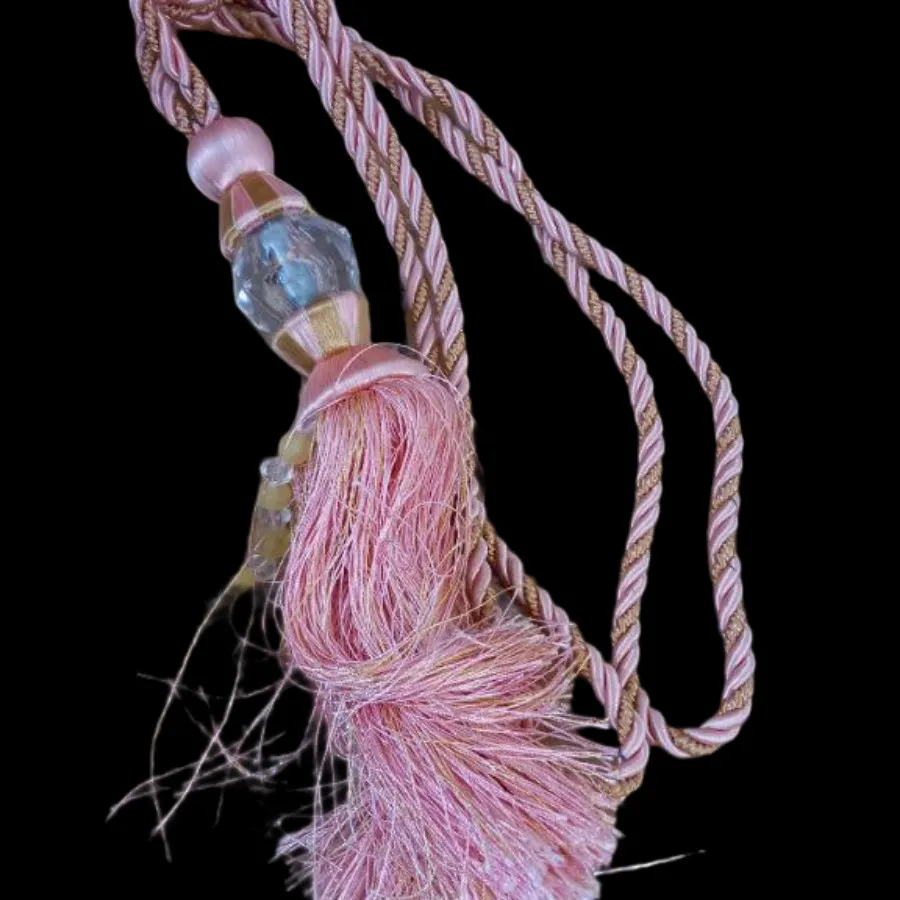 پرده و والن