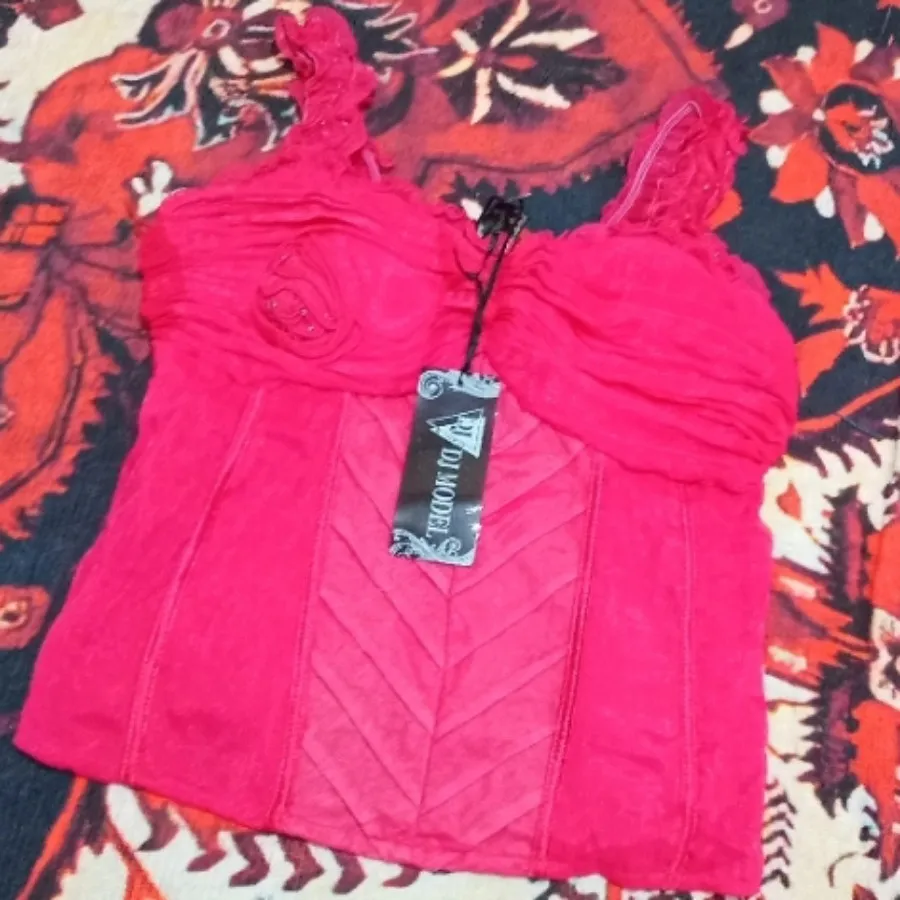 تاپ دخترانه