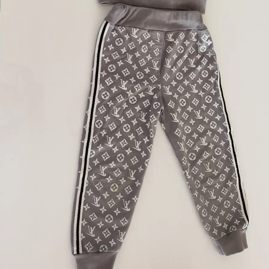 بلوز و شلوار اسپرت