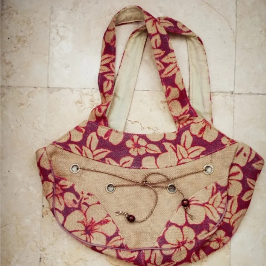 کیف ساحلی کنفی