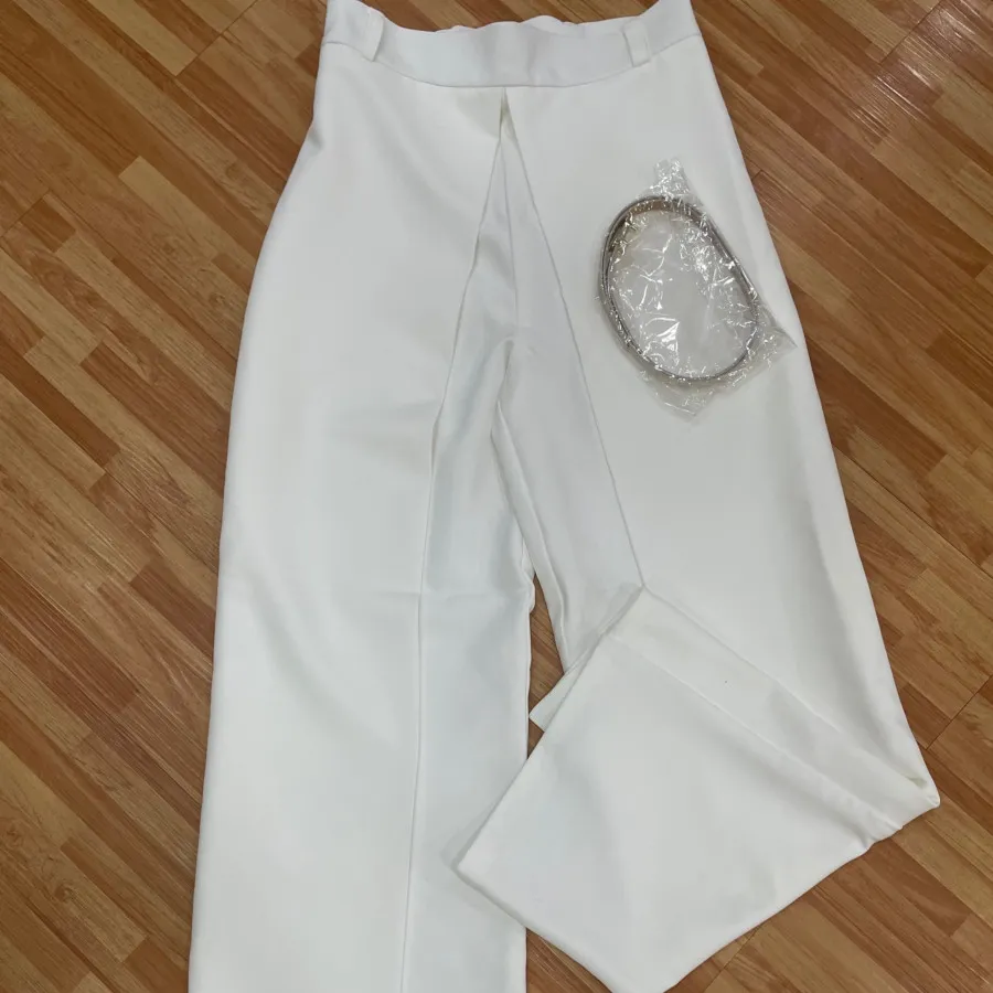 شلوار کرپ گرم بالا سفید