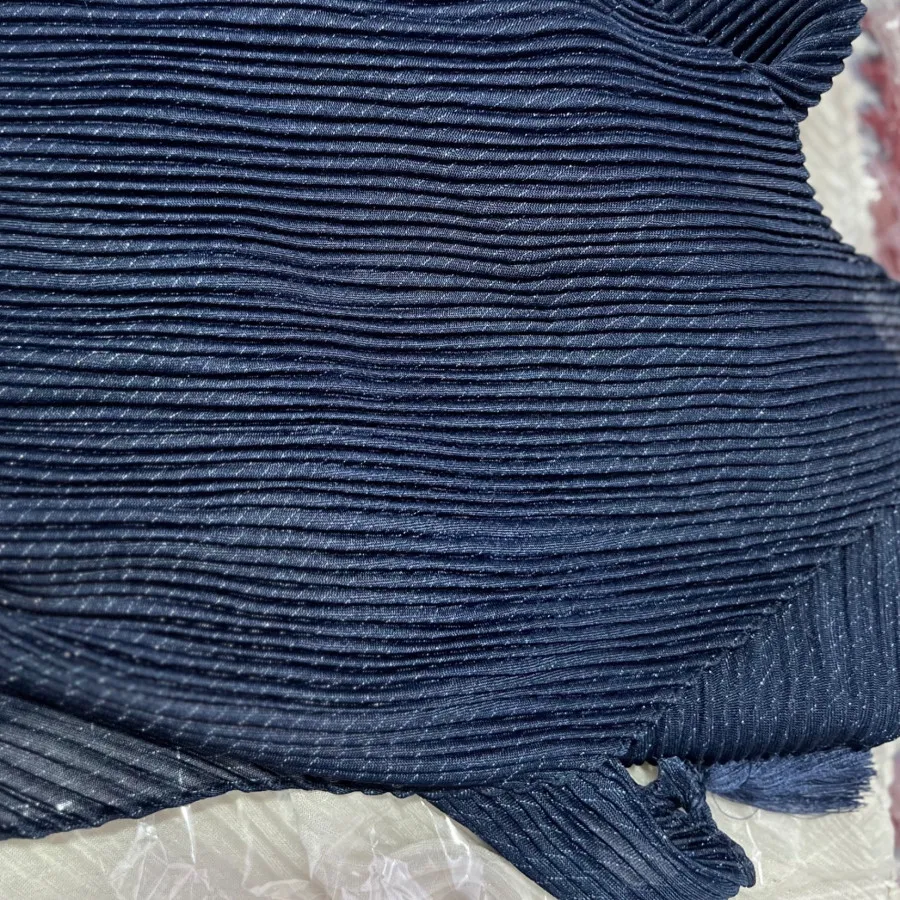 شال پلیسه سرمه ای