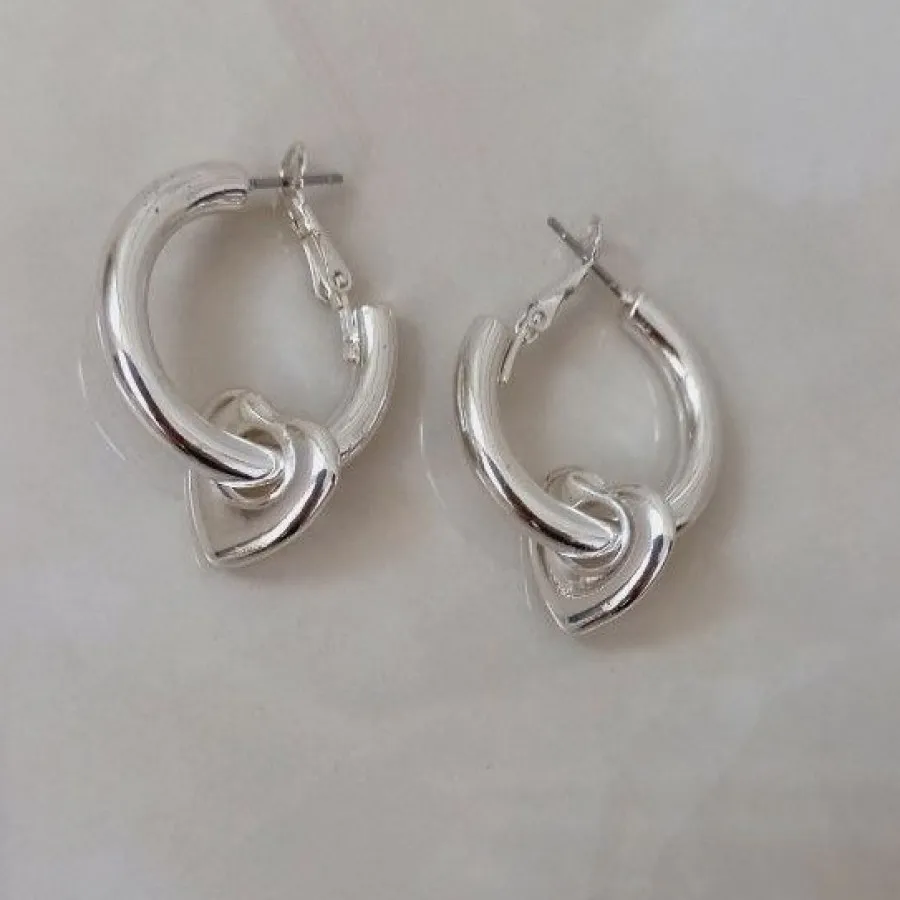 گوشواره جذاب و زیبا