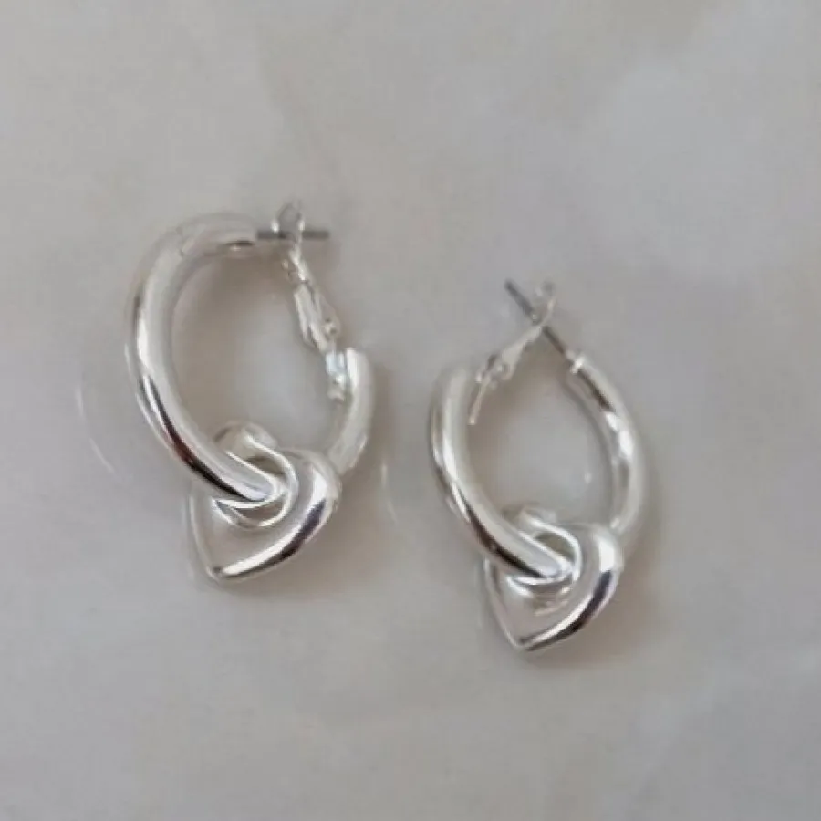 گوشواره جذاب و زیبا