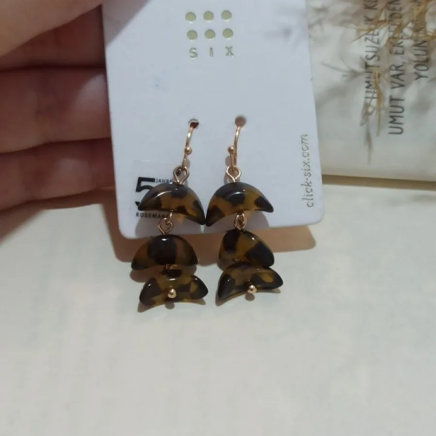 گوشواره جذاب و زیبا