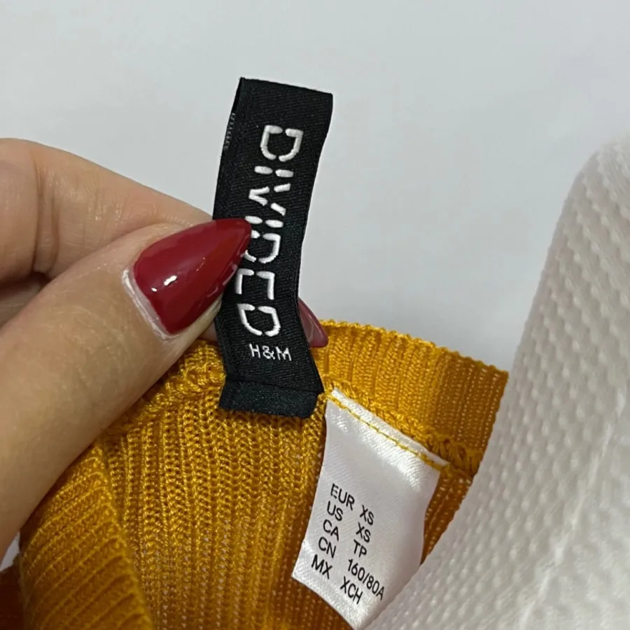 کراپ بافت خردلی