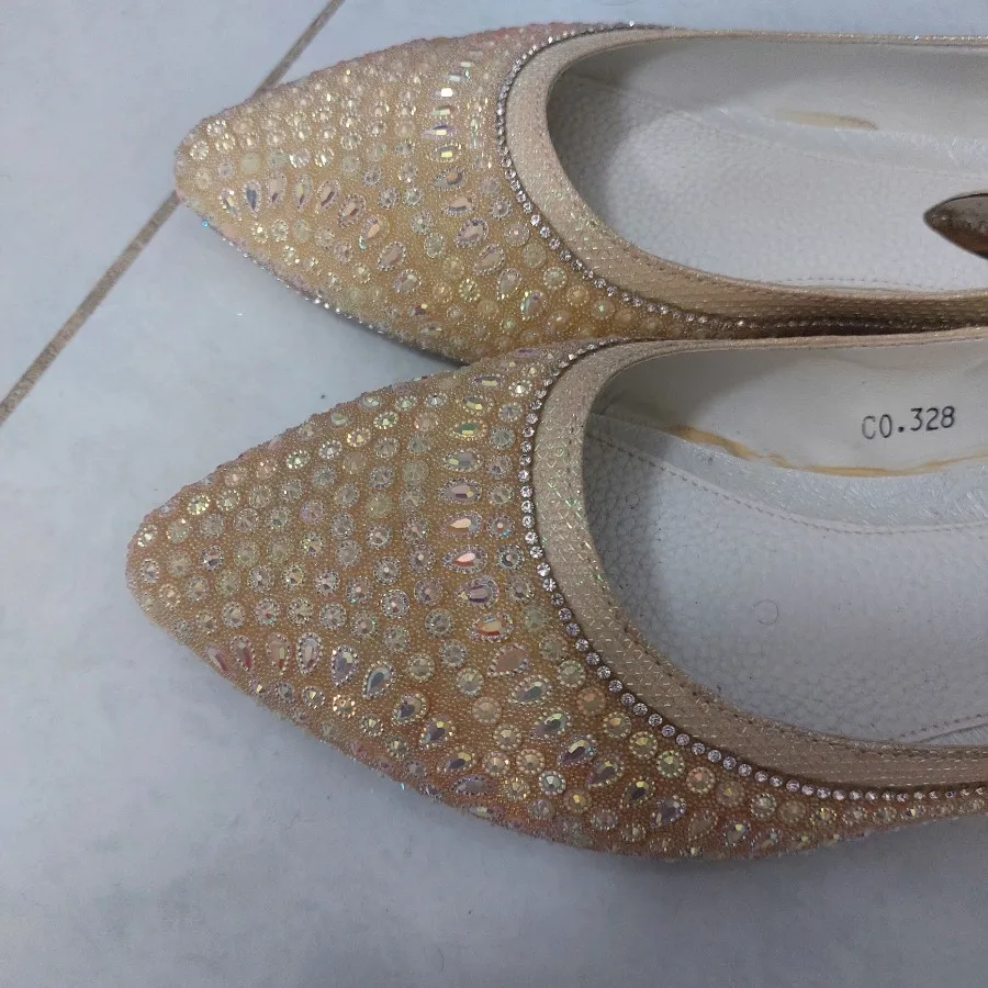 کفش سفید مجلسی