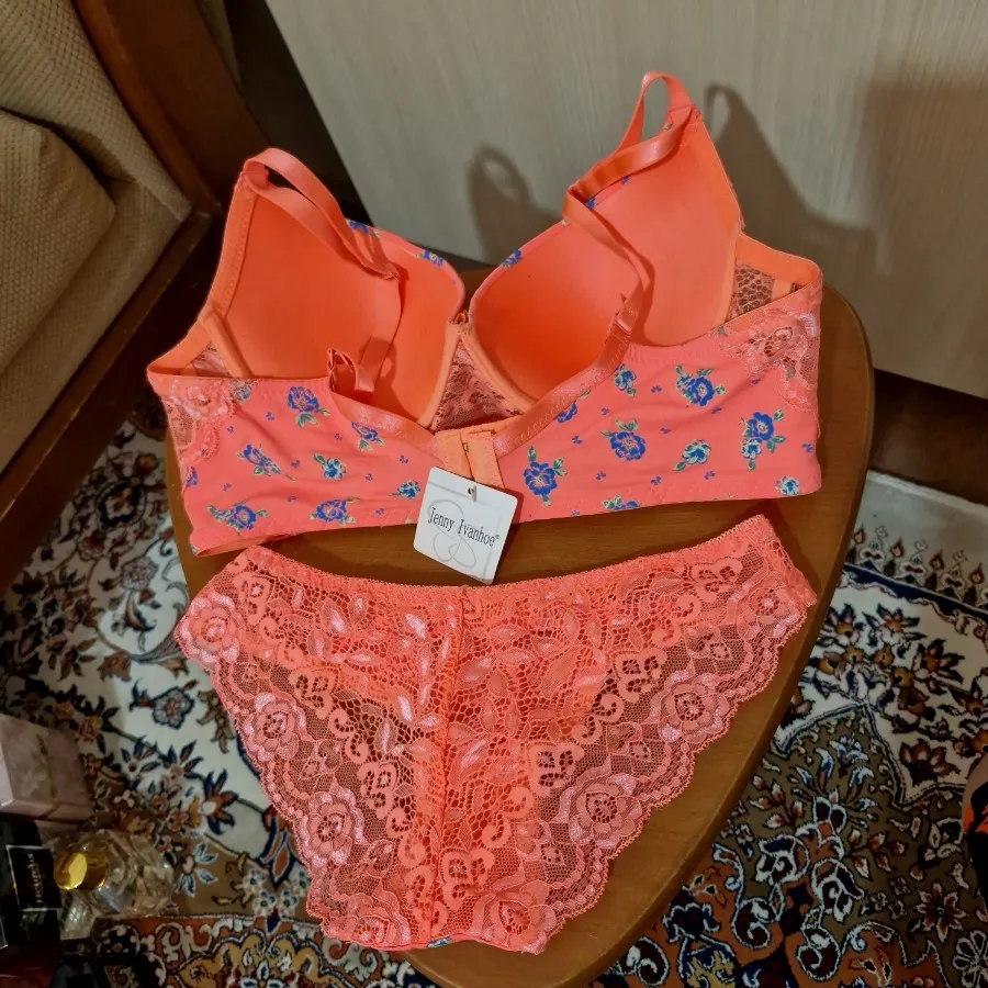 ست لباس زیر سوتین و شورت