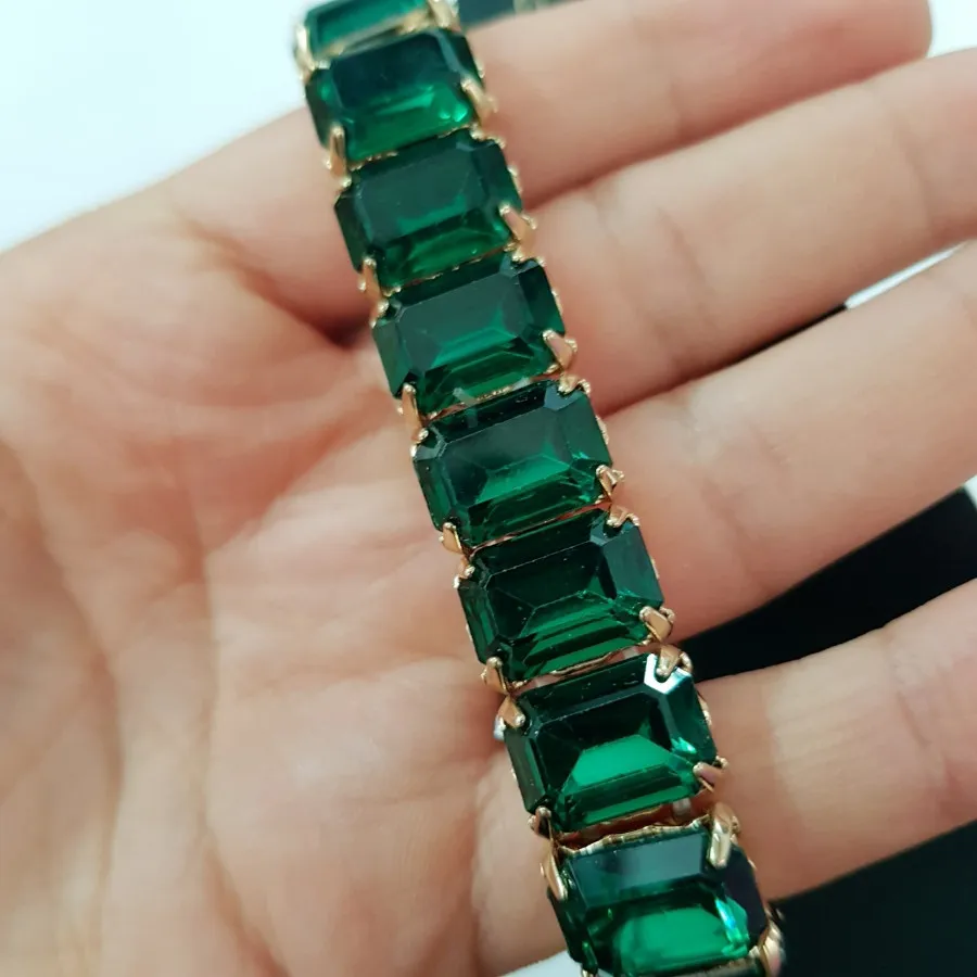 دستبند طلایی کریستال سبز