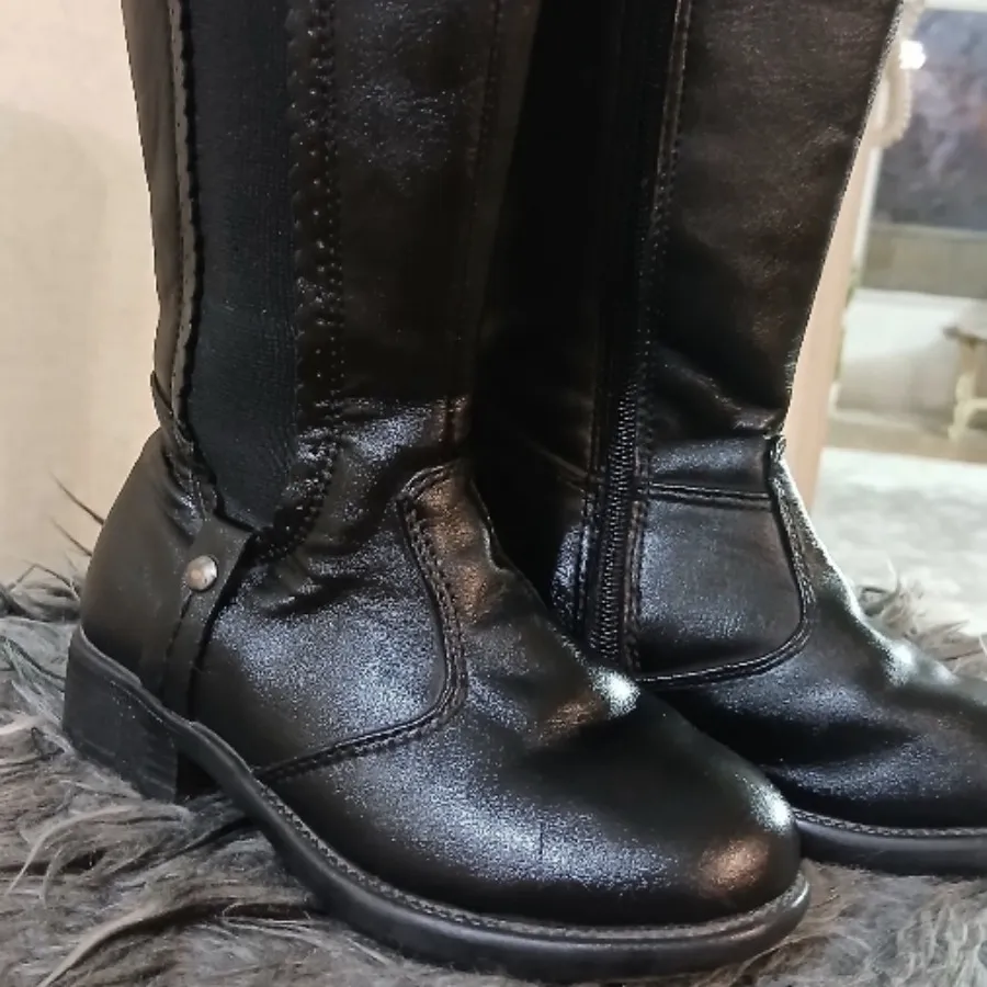 چکمه چرم خارجی