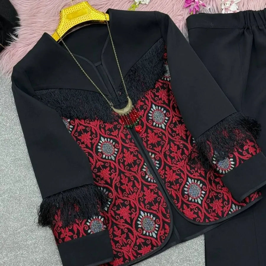 کت و شلوار زنانه