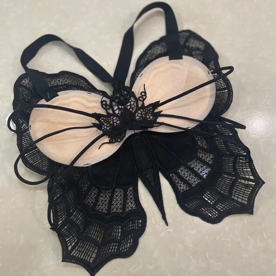 نیم تنه پروانه ای