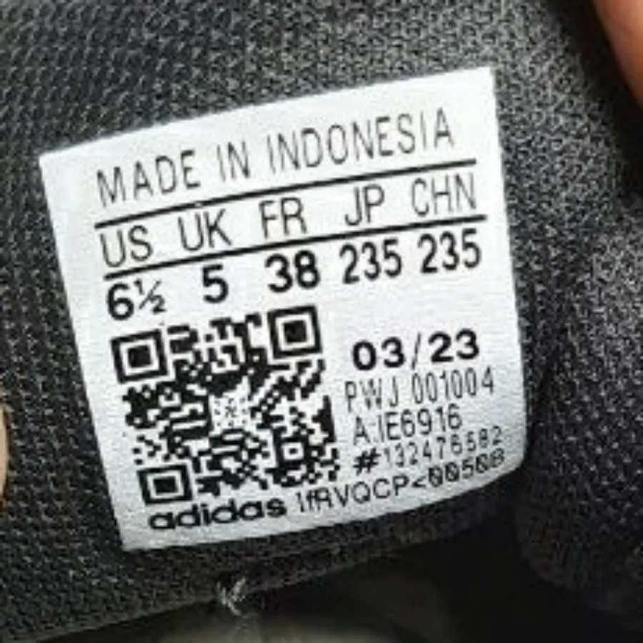 کفش اسپرت آدیداس اورجینال