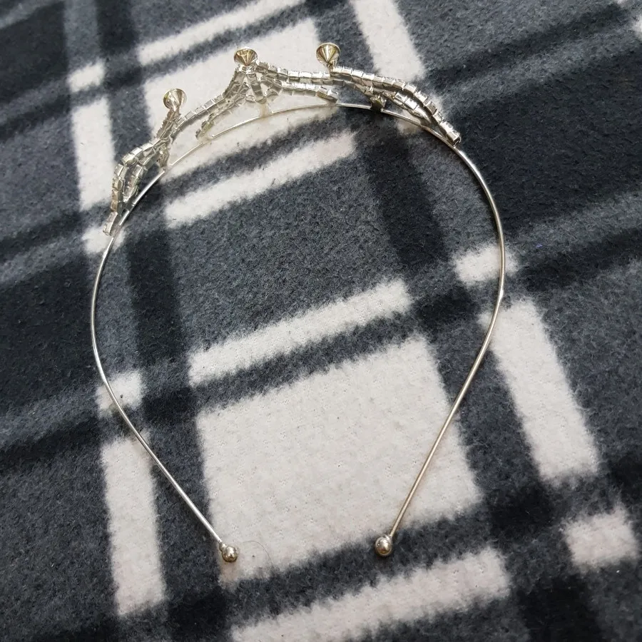 تاج مو - نگین دار