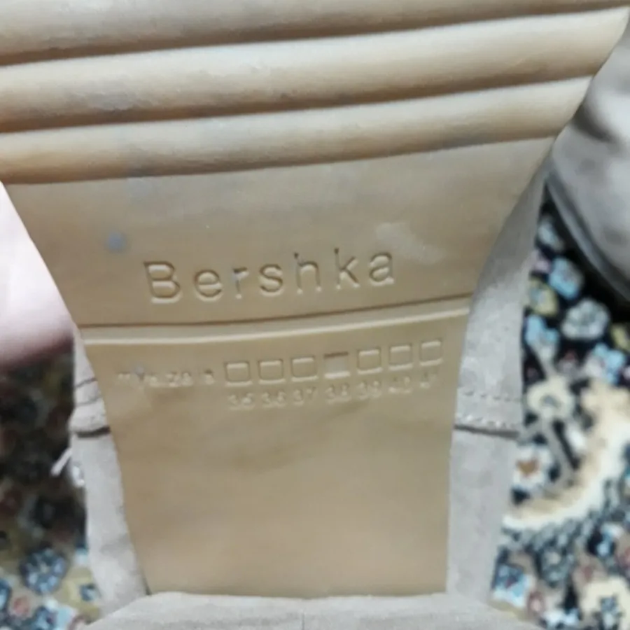 نیم بوت برشکا