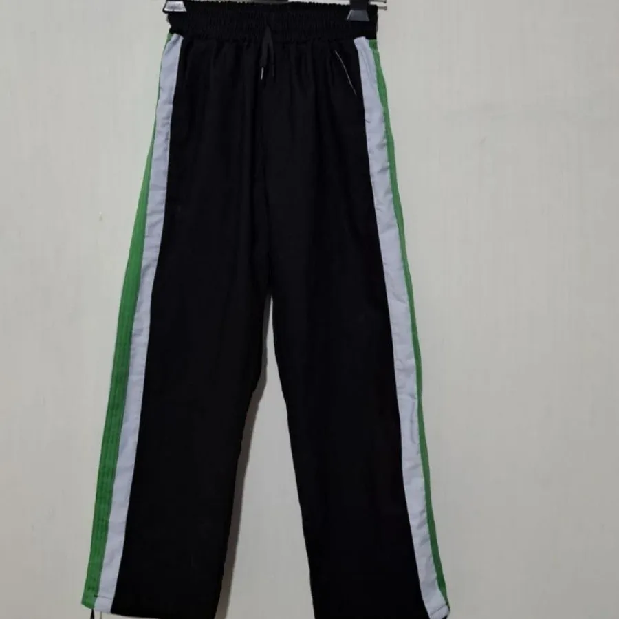 لباس و شلوار اسپرت