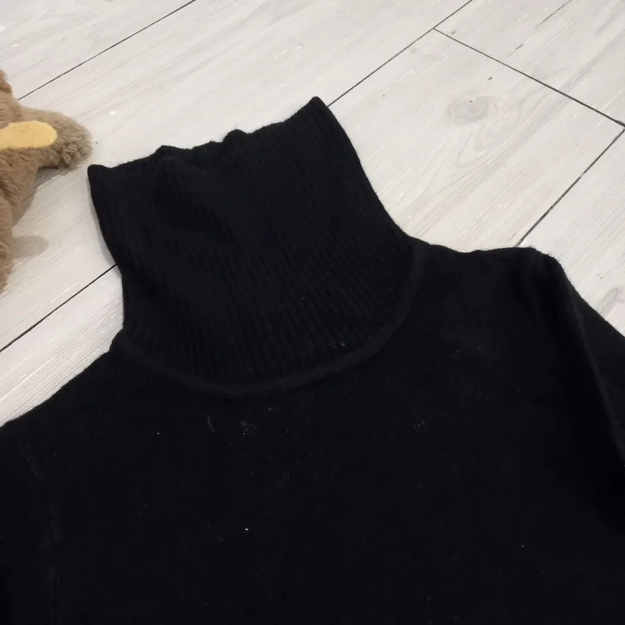 یقه اسکی مشکی دخترانه نو